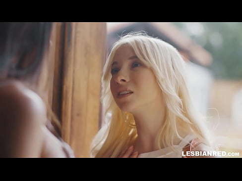 ❤️ Dziewczyna wraca do domu kilka miesięcy później i kończy się na tym, że zjada cipkę macochy Porno at pl.hentaisaturn.ru ❌
